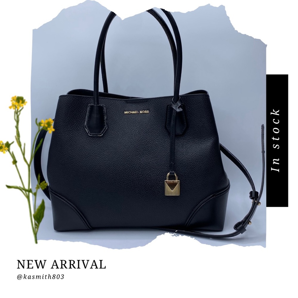 Michael Kors Handbag - Pebbled Leather- Beautiful Quality -Retailed For $458